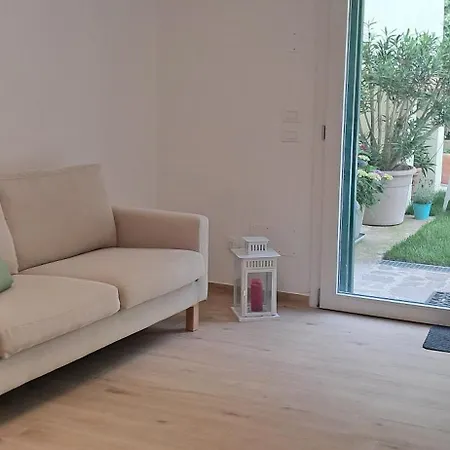 Casa Kriss بيت للعطل